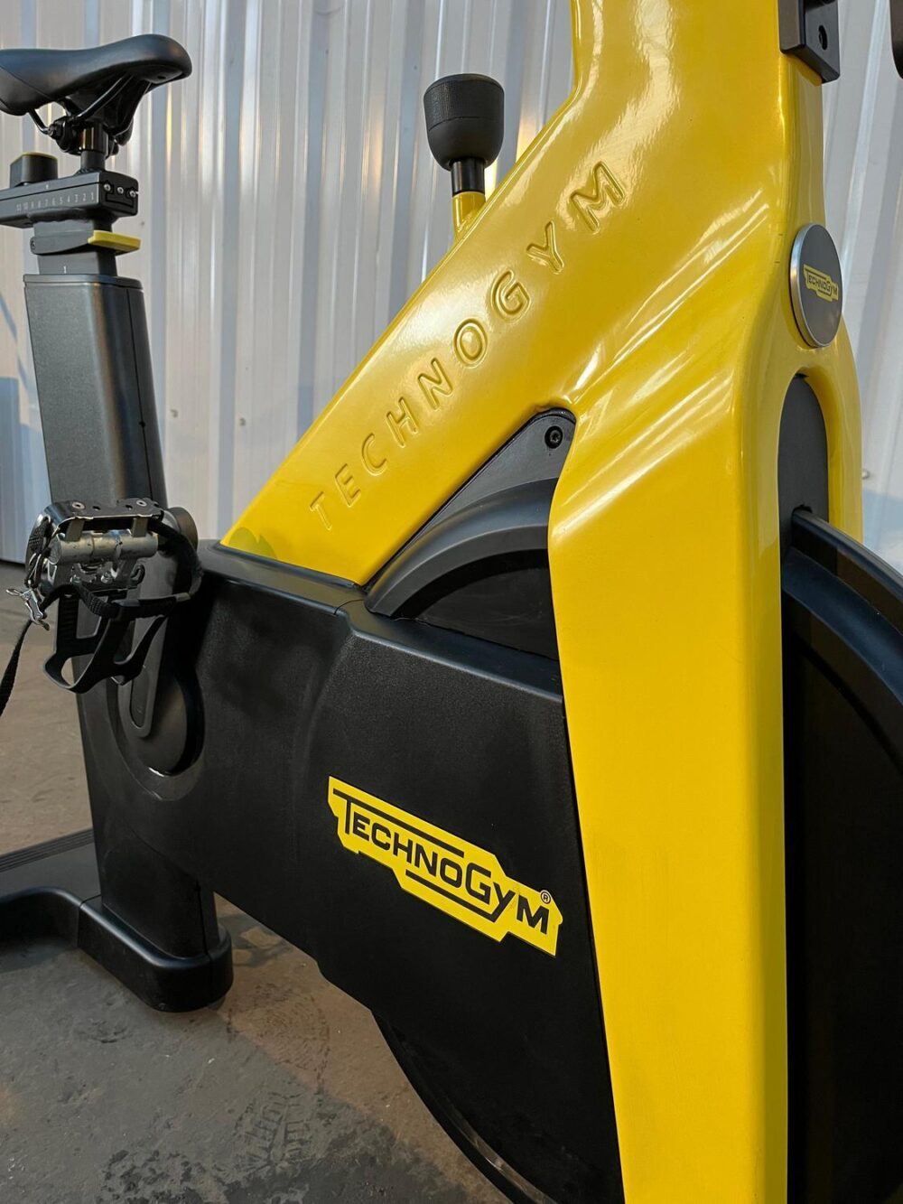 Technogym Group Cycle Ride - Yellow - Image 7