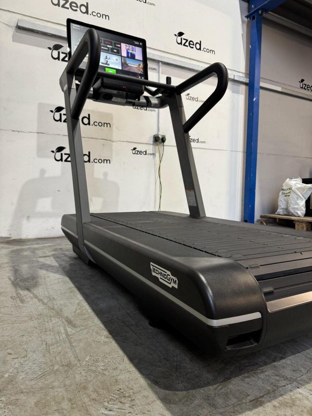 Technogym Run ( HIIT Treadmill ) - Image 2