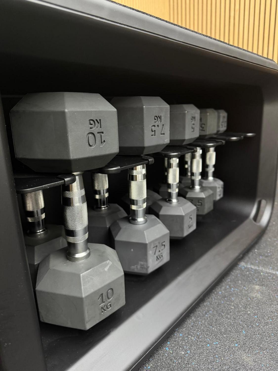 Technogym Bench KG (DGY1KG) Black - Image 4