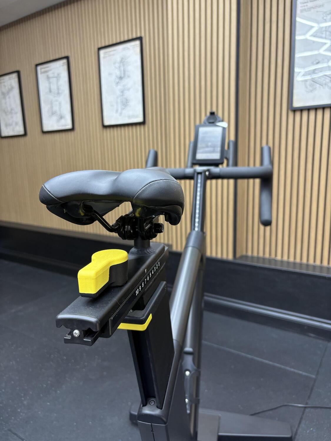 Technogym SKILLBIKE (DJC03C) Black - Image 4