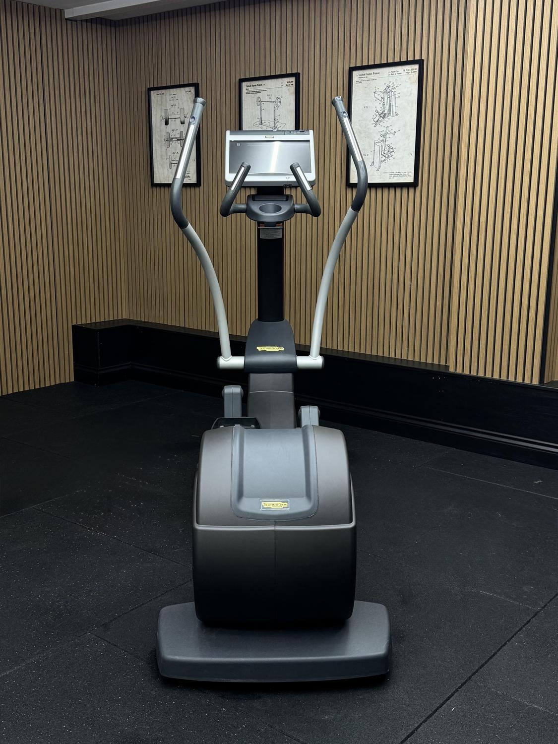Technogym Excite+ SYNCHRO 700 UNITY 2 (DA593V) Silver - Image 3