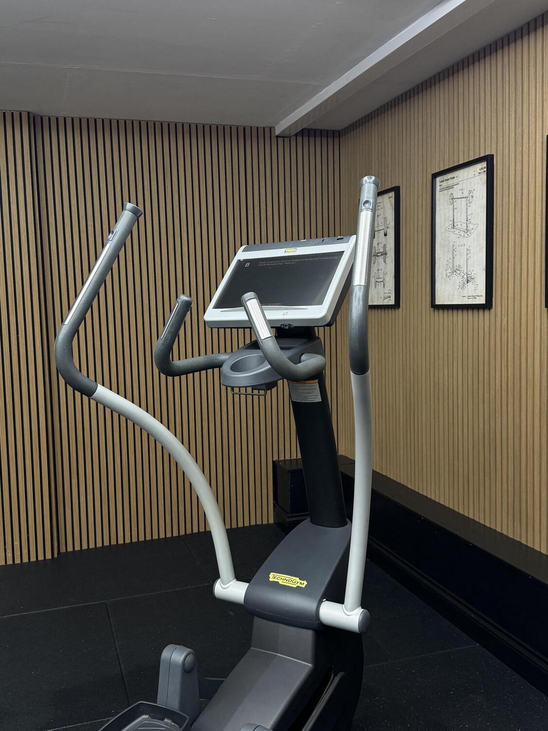 Technogym Excite+ SYNCHRO 700 UNITY 2 (DA593V) Silver - Image 8