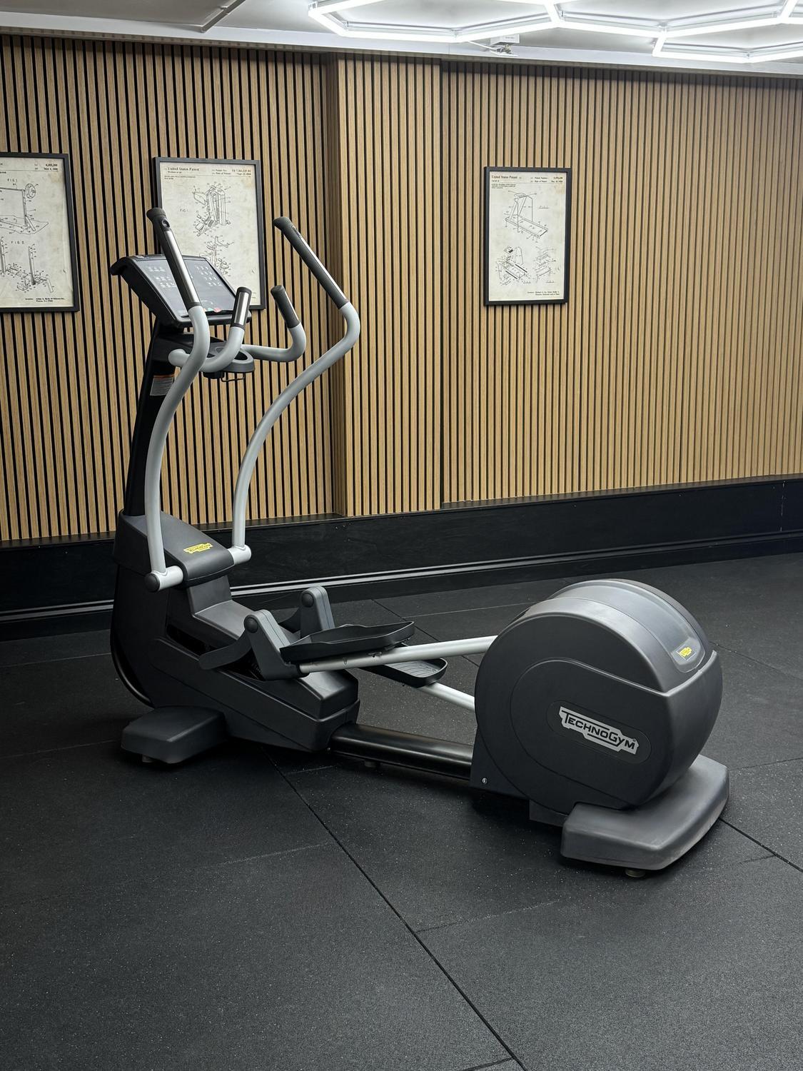 Technogym Excite (DE584L) SYNCHRO EXCITE 1000 SP LED Class - Image 5
