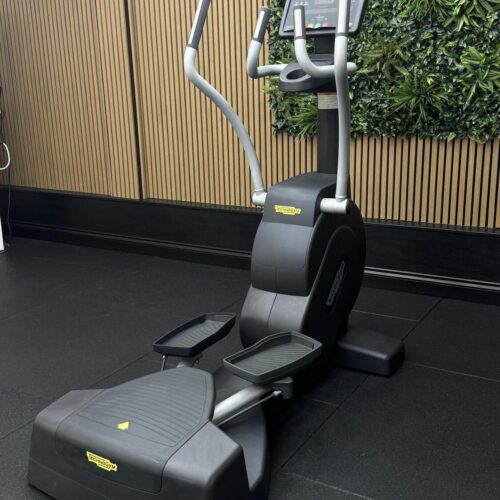 Technogym Excite (DEG83L) CROSS EXCITE 1000 P LED Trend