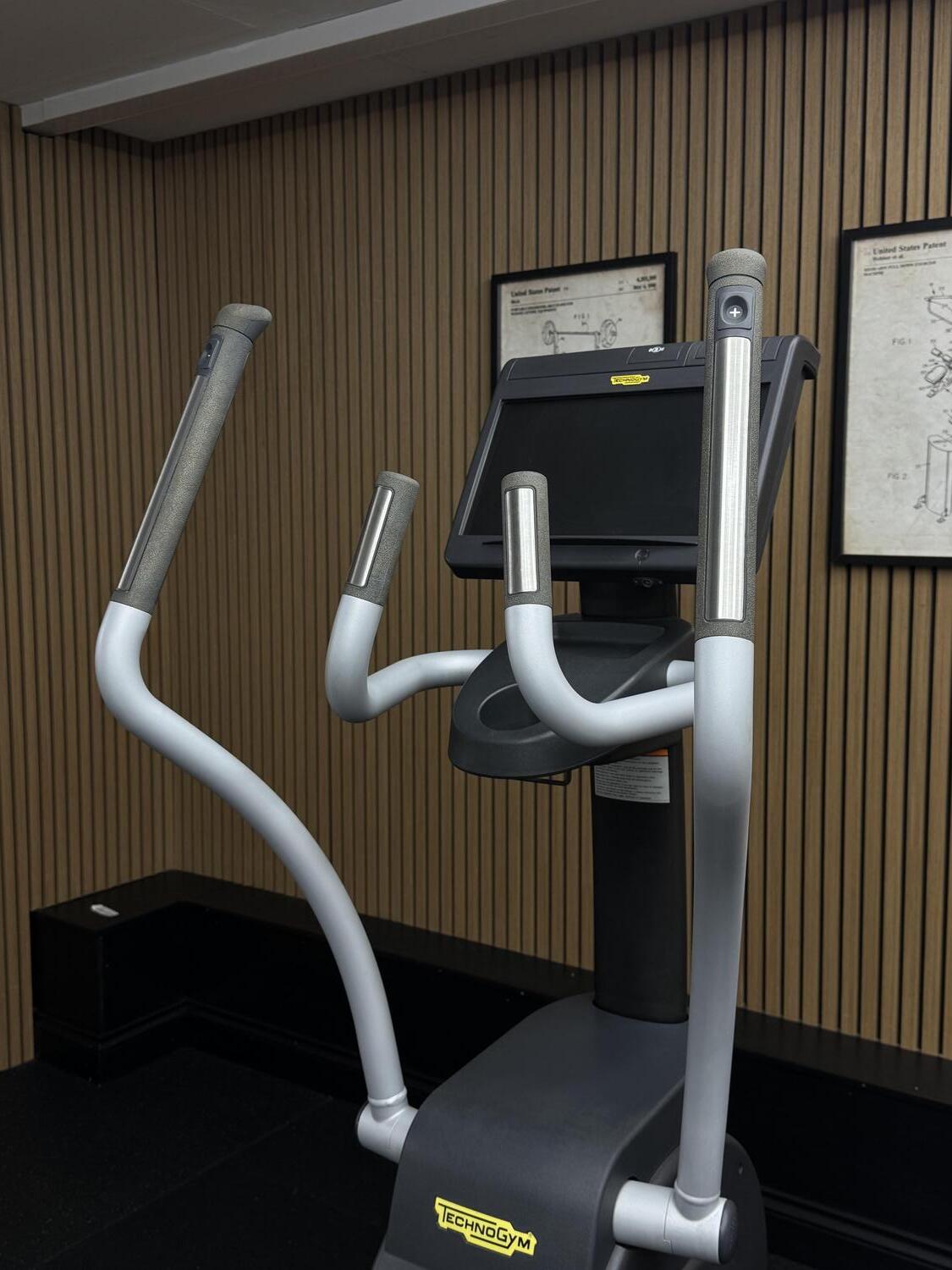 Technogym Excite (DEG83U) CROSS EXCITE 1000 P UNITY 3 Trend - Image 4