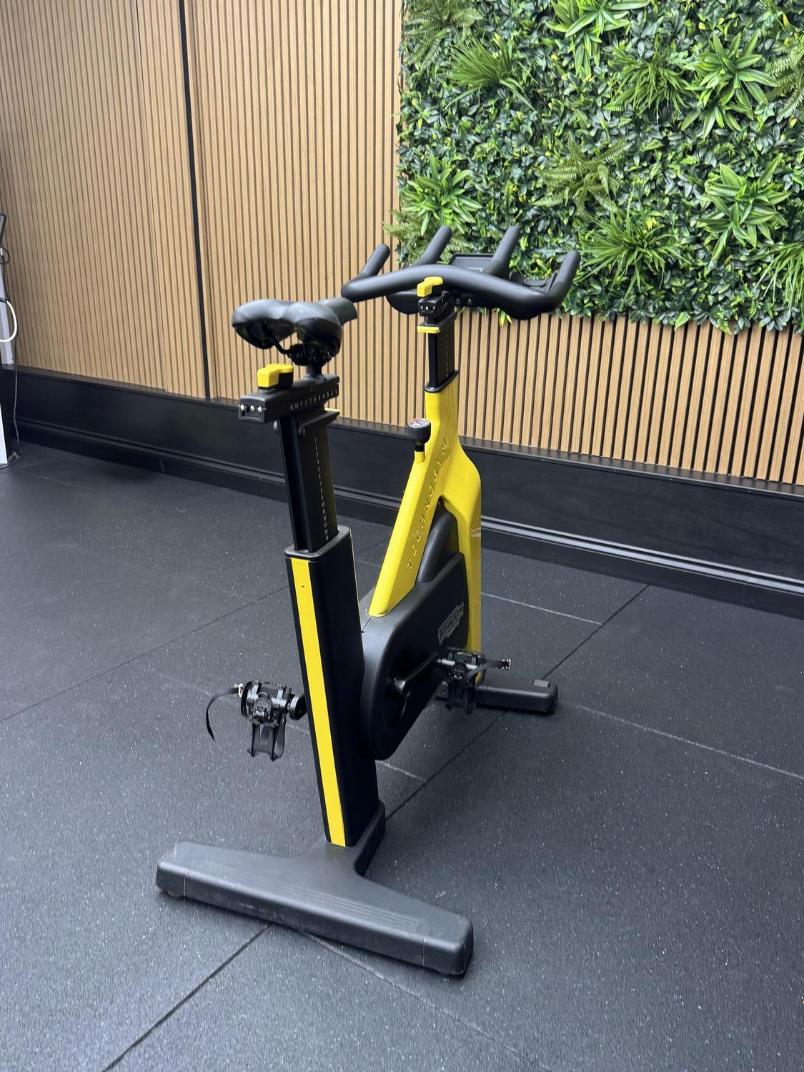 Technogym Group Cycle Ride (D92BBNE) Yellow - Image 3