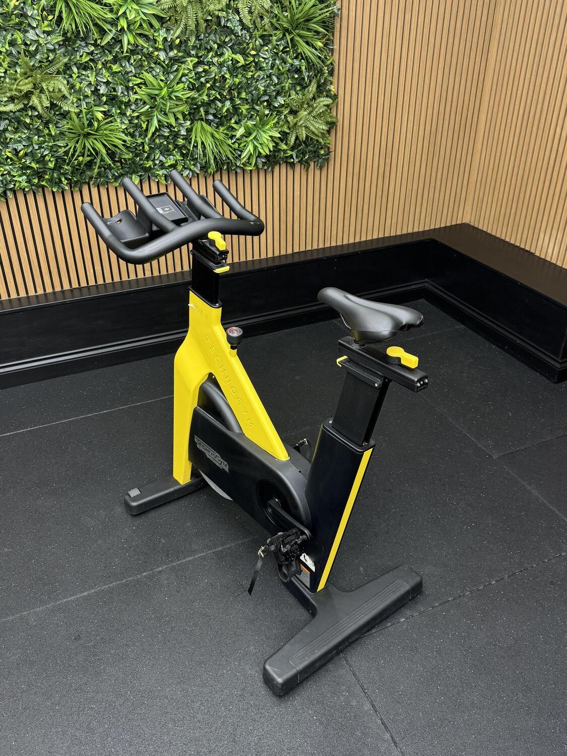Technogym Group Cycle Ride (D92BBNE) Yellow