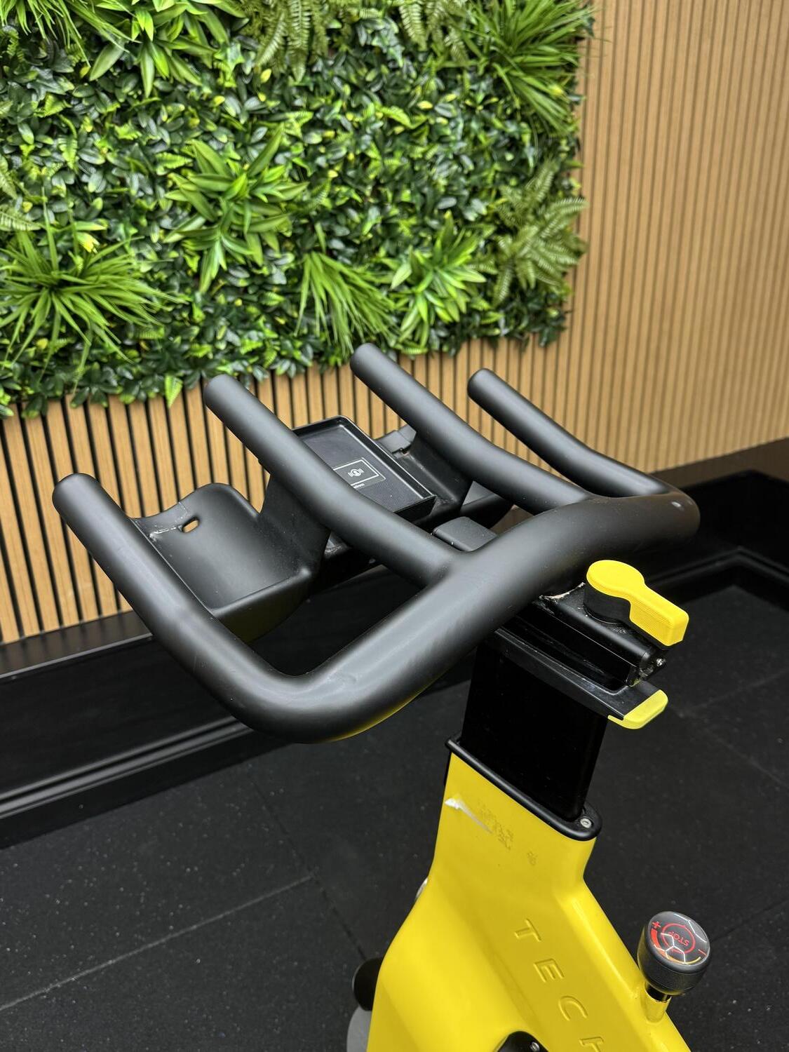 Technogym Group Cycle Ride (D92BBNE) Yellow - Image 9