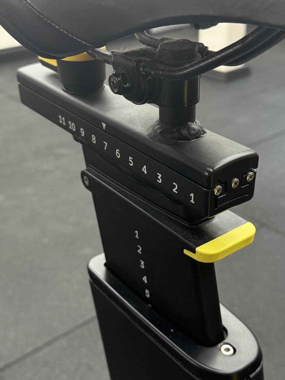 Technogym Group Cycle Connect (D92CBNE) Yellow - Image 4