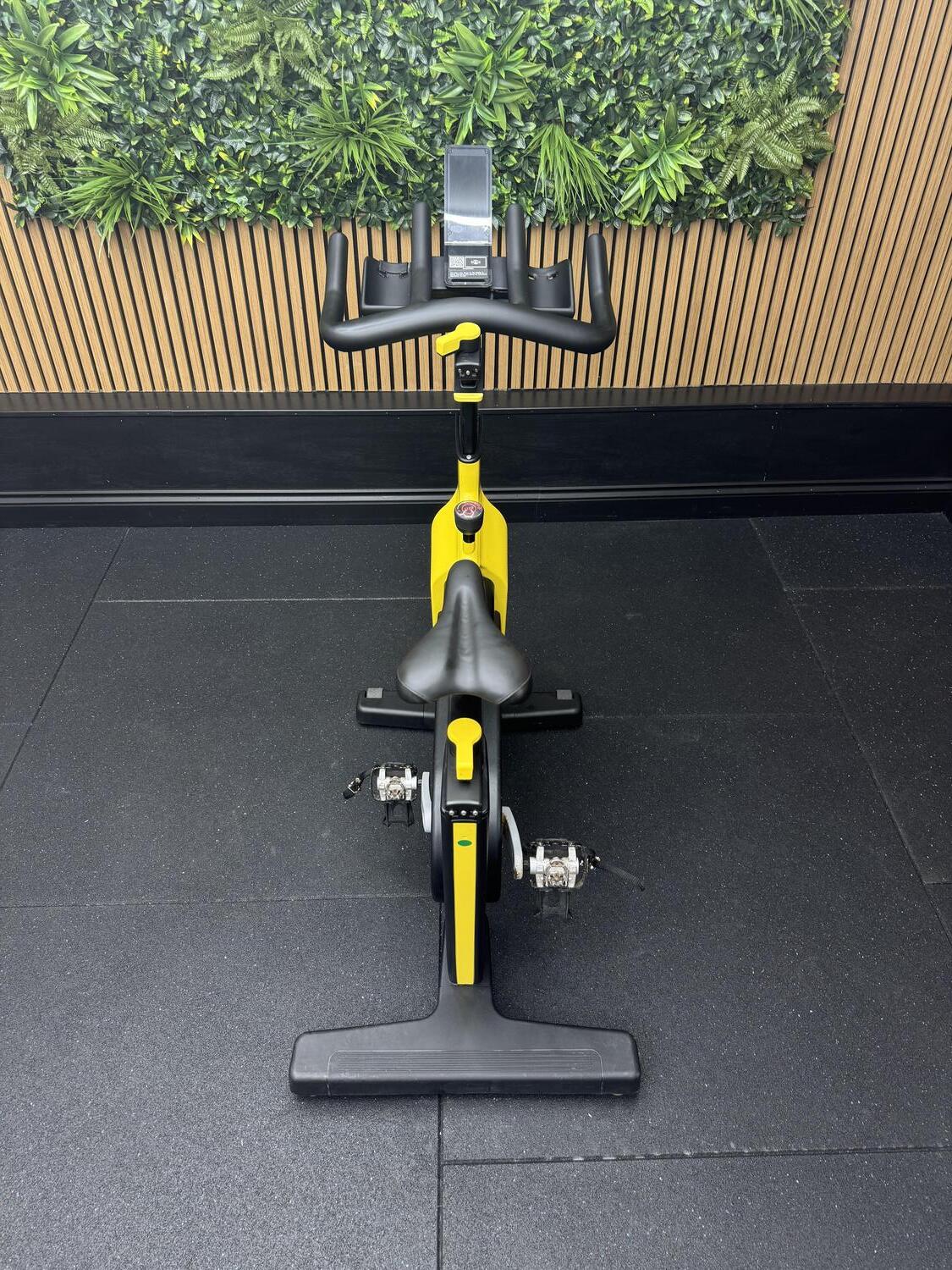 Technogym Group Cycle Connect (D92CBNE) Yellow - Image 6