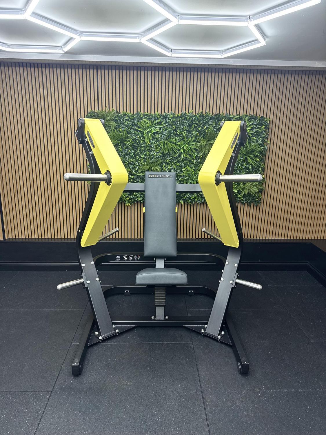 Technogym PURE STRENGTH Wide Chest Press (MG1000) Black/Yellow