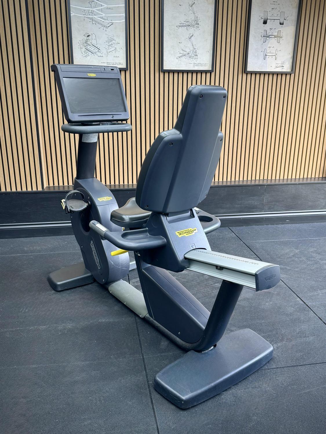 Technogym Excite (DED83U) RECLINE EXCITE 1000 P UNITY 3 Cosmo