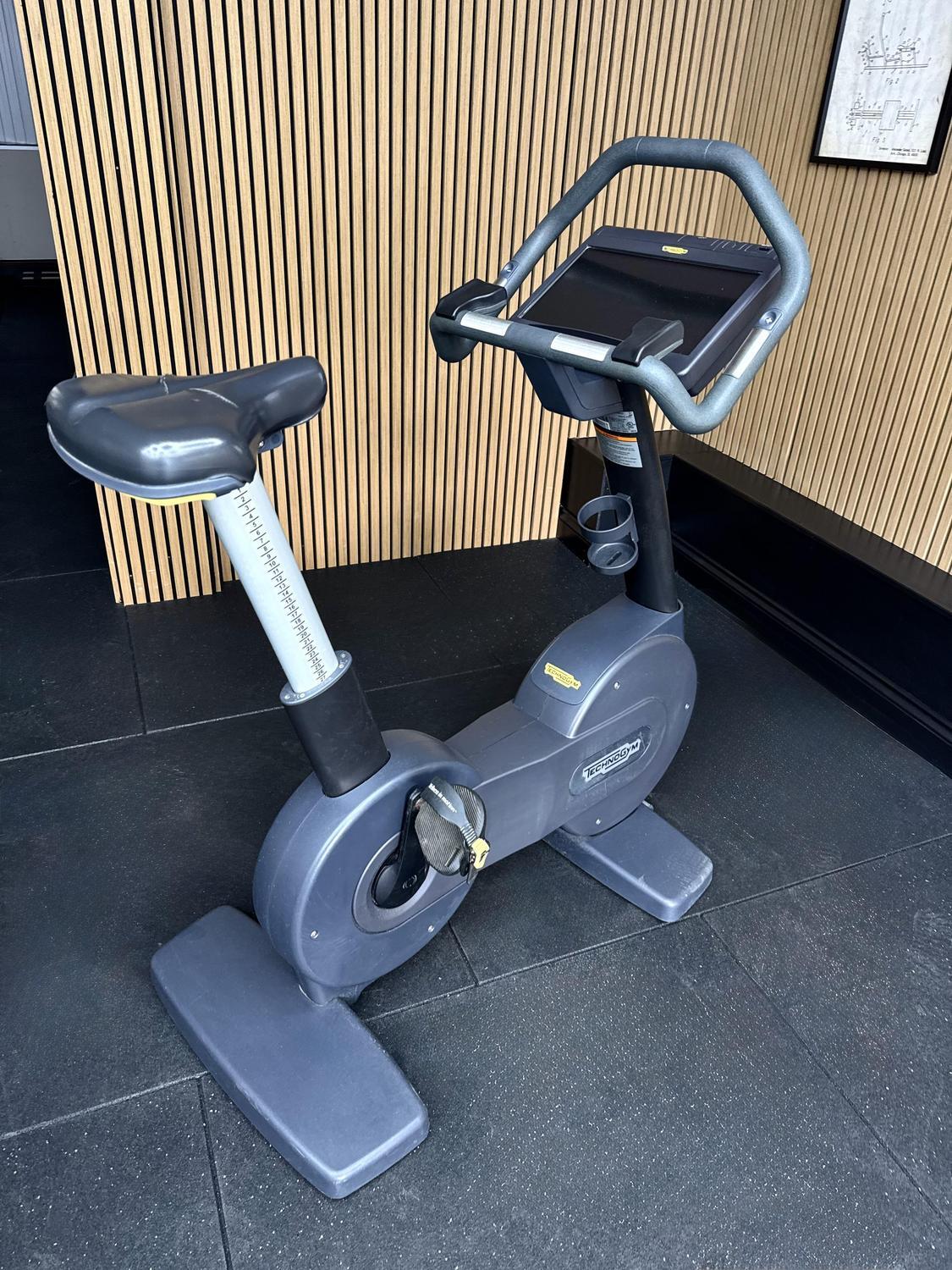 Technogym Excite (DEC83U) BIKE EXCITE 1000 P UNITY 3 Cosmo
