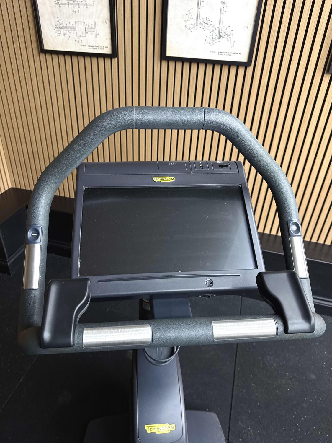 Technogym Excite (DEC83U) BIKE EXCITE 1000 P UNITY 3 Cosmo - Image 3