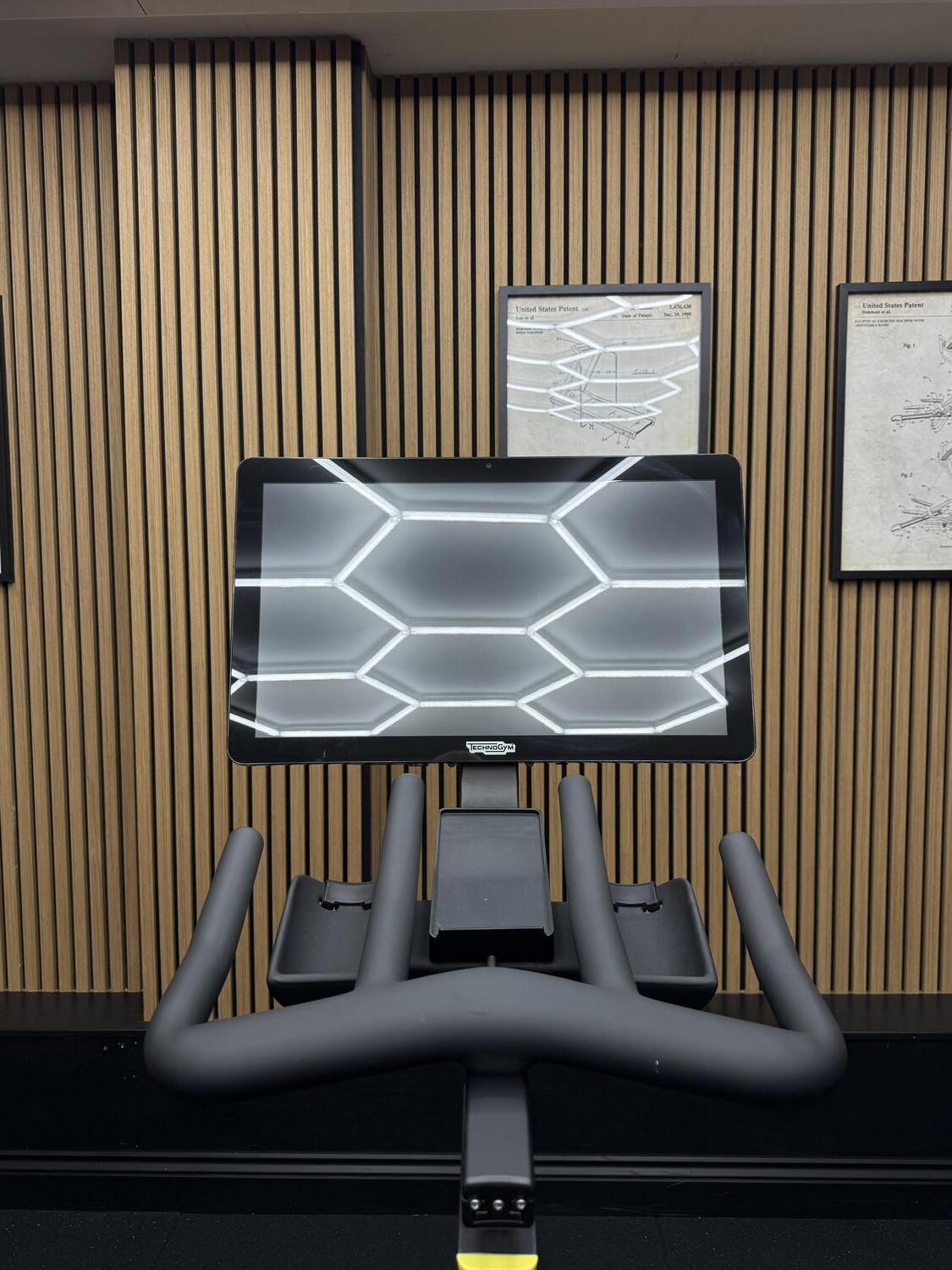 Technogym Bike Live (D93LNUE) Black - Image 3