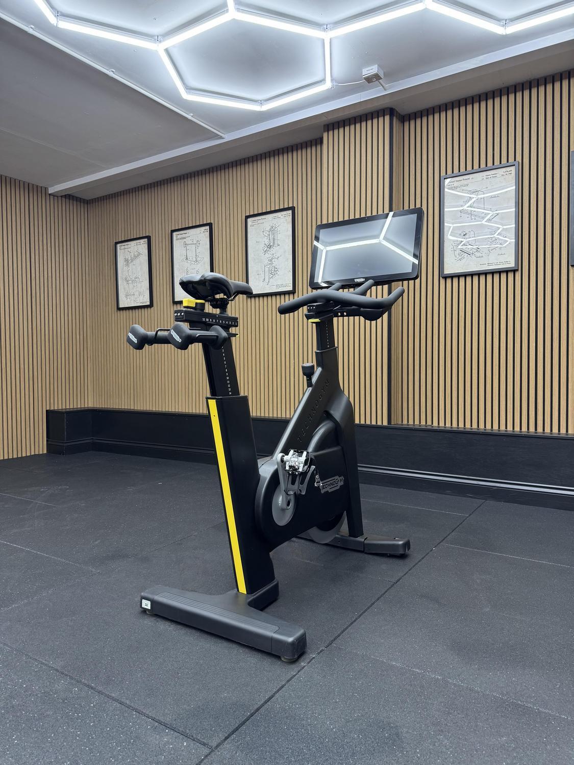 Technogym Bike Live (D93LNUE) Black