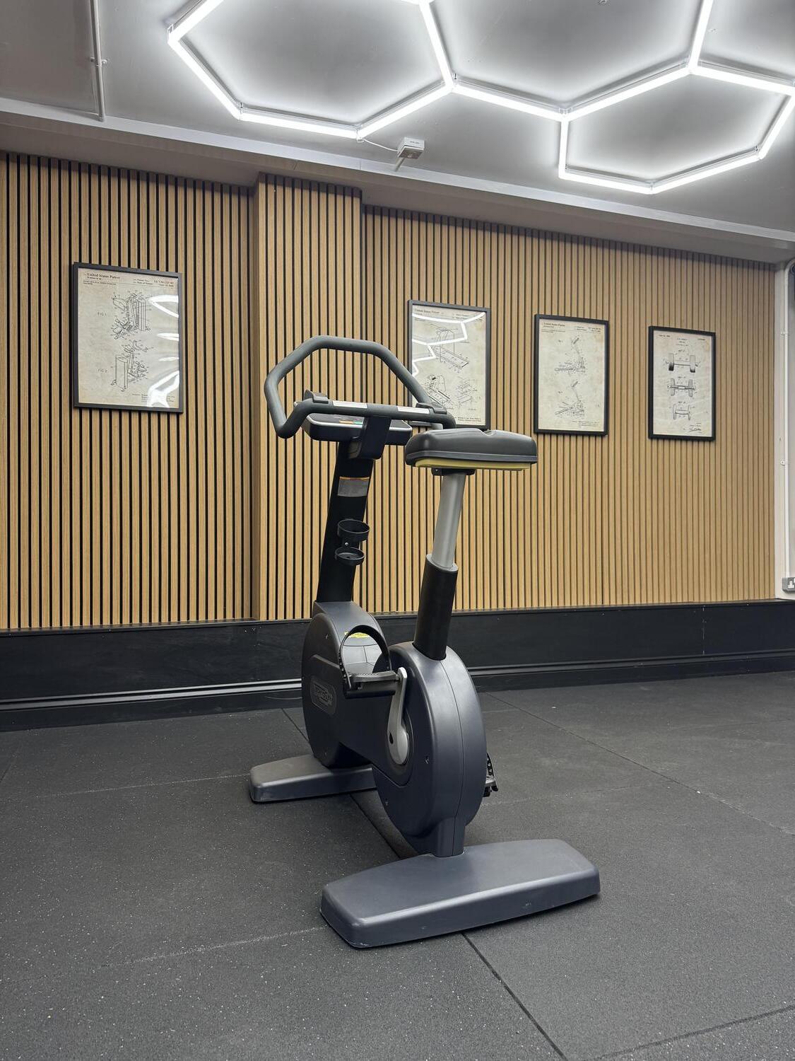 Technogym Bike Forma (DEC43L) Black - Image 2