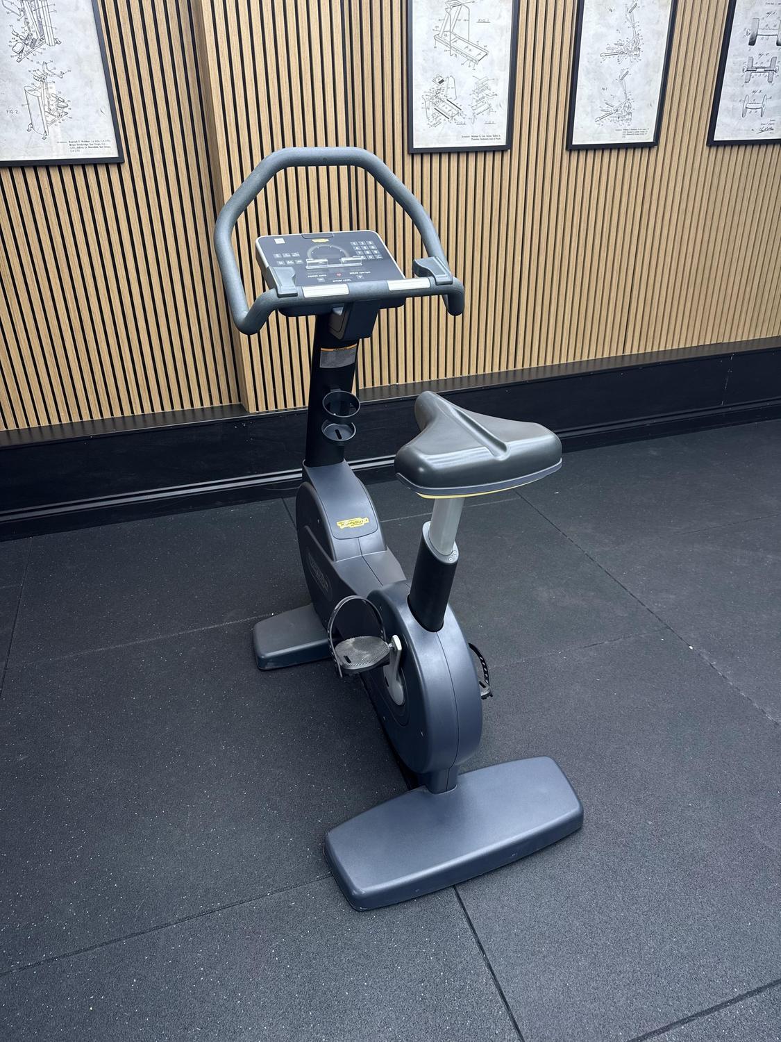 Technogym Bike Forma (DEC43L) Black - Image 4