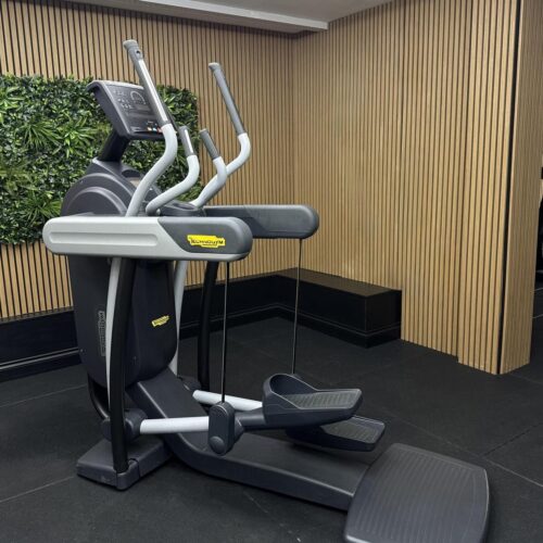 Technogym Excite (DEF84L) VARIO EXCITE 1000 SP LED Class