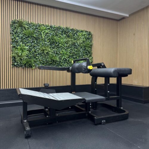 Technogym PURE STRENGTH Hip Thrust (MG8000) Black/Black