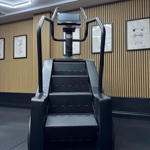 Technogym Excite CLIMB LIVE 5000 16" (DFEU3Q3) Diamond Black