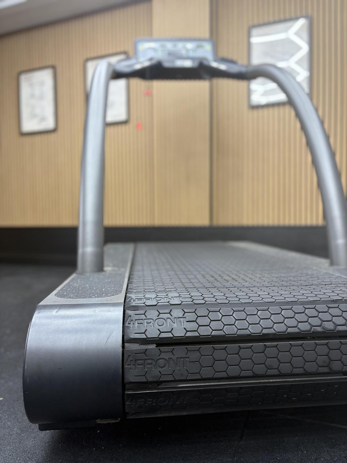 Woodway 4Front Treadmill - Personal Trainer Display - Image 7