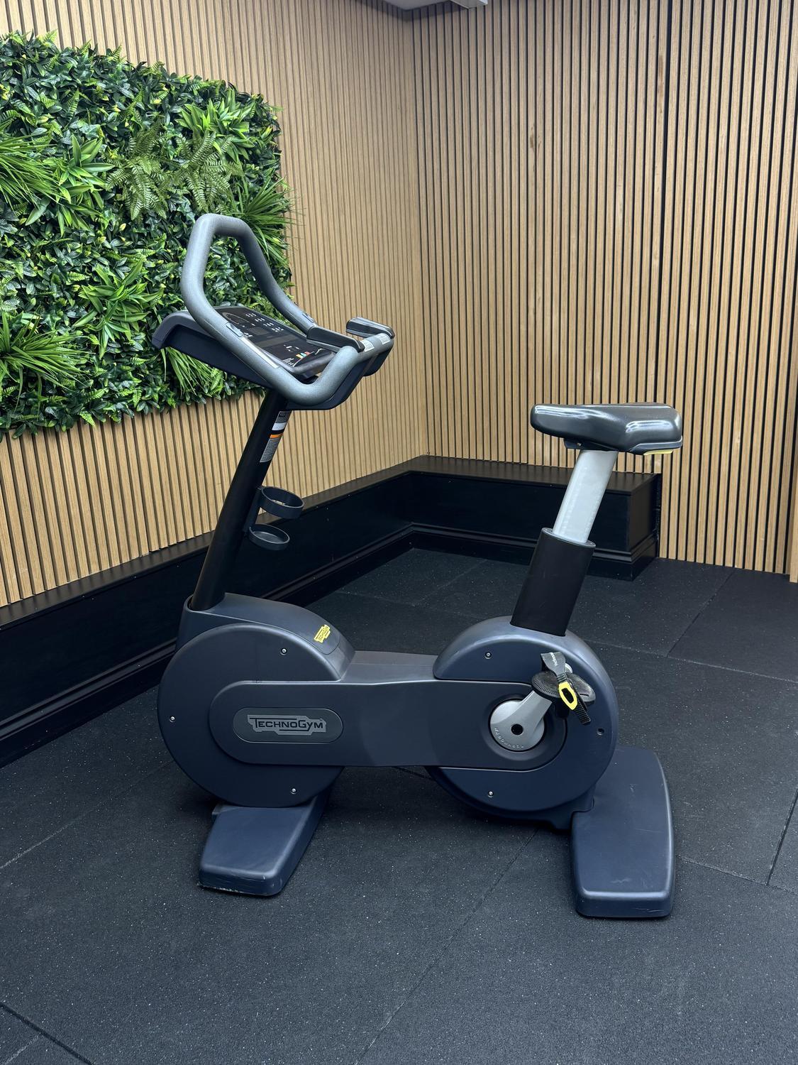 Technogym Excite (DEC84L) BIKE EXCITE 1000 SP LED Trend - Image 3