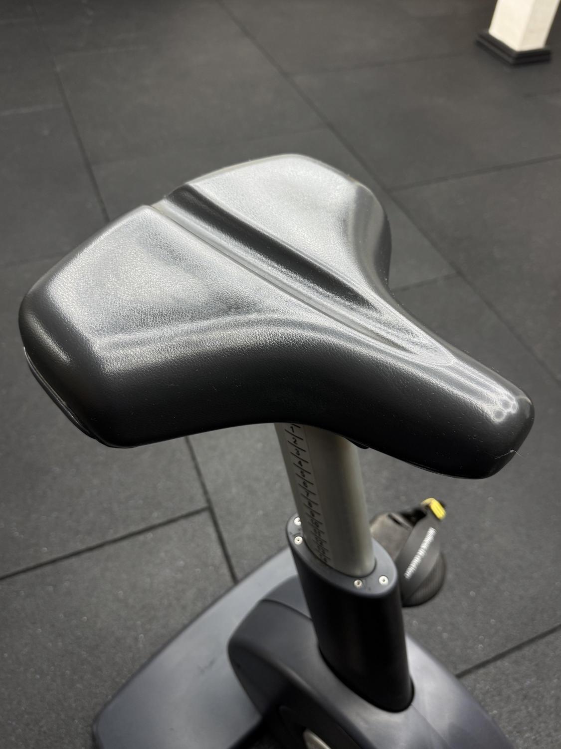 Technogym Excite (DEC84L) BIKE EXCITE 1000 SP LED Trend - Image 5