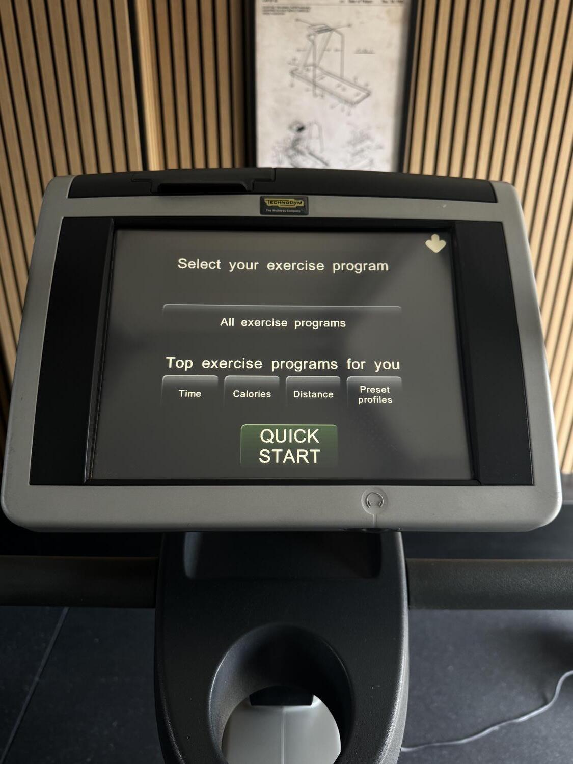 TECHNOGYM STEP EXCITE 700 DIGITAL TV (D4373D) Silver - Image 9