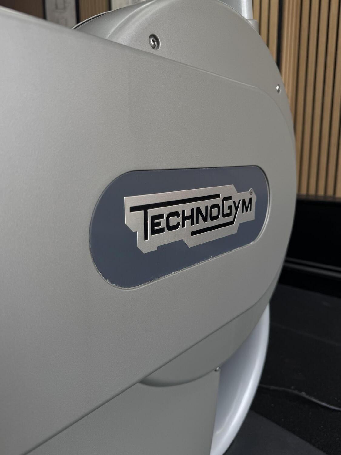 TECHNOGYM STEP EXCITE 700 DIGITAL TV (D4373D) Silver - Image 4