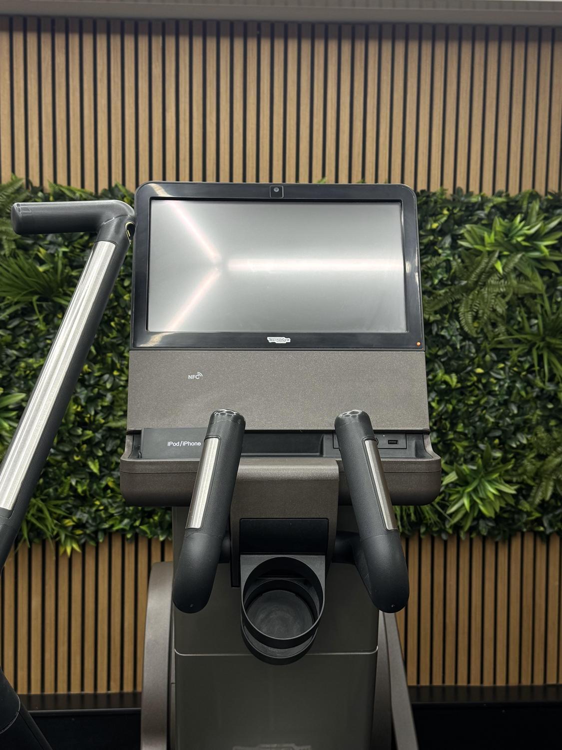 Technogym Artis Synchro Unity 2 (DB503V) Carbon Grey - Image 5