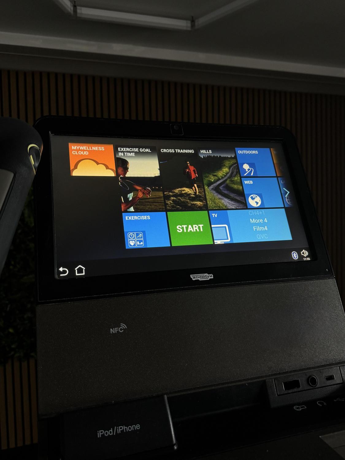 Technogym Artis Synchro Unity 2 (DB503V) Carbon Grey - Image 6