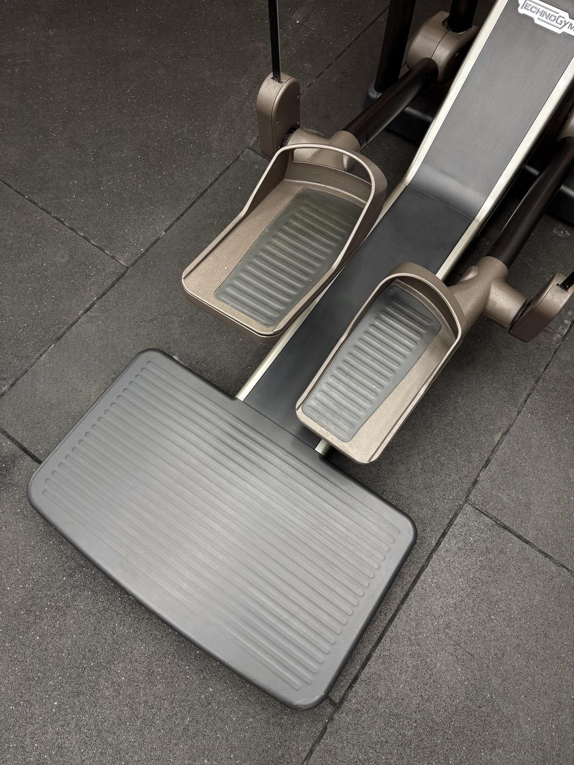 Technogym Artis Vario Unity 2 (DBF03V) Carbon Grey - Image 4