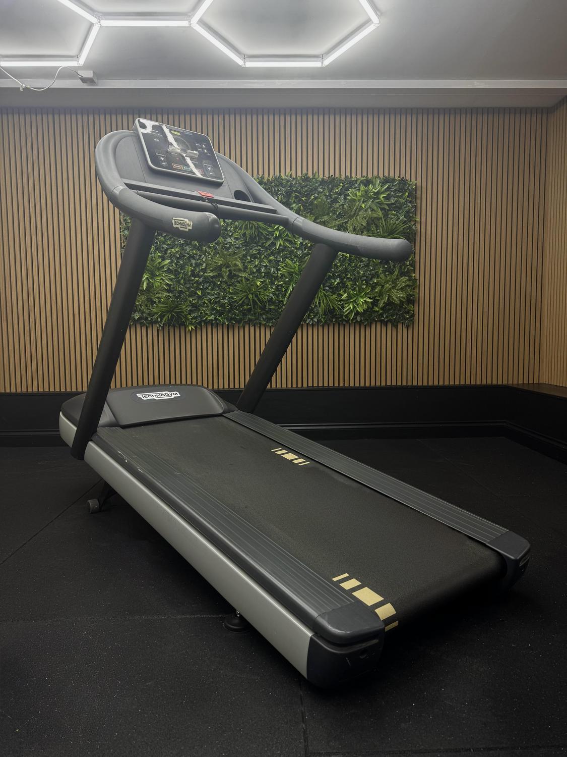 Technogym Jog Forma (DDJ52L) Black - Image 2