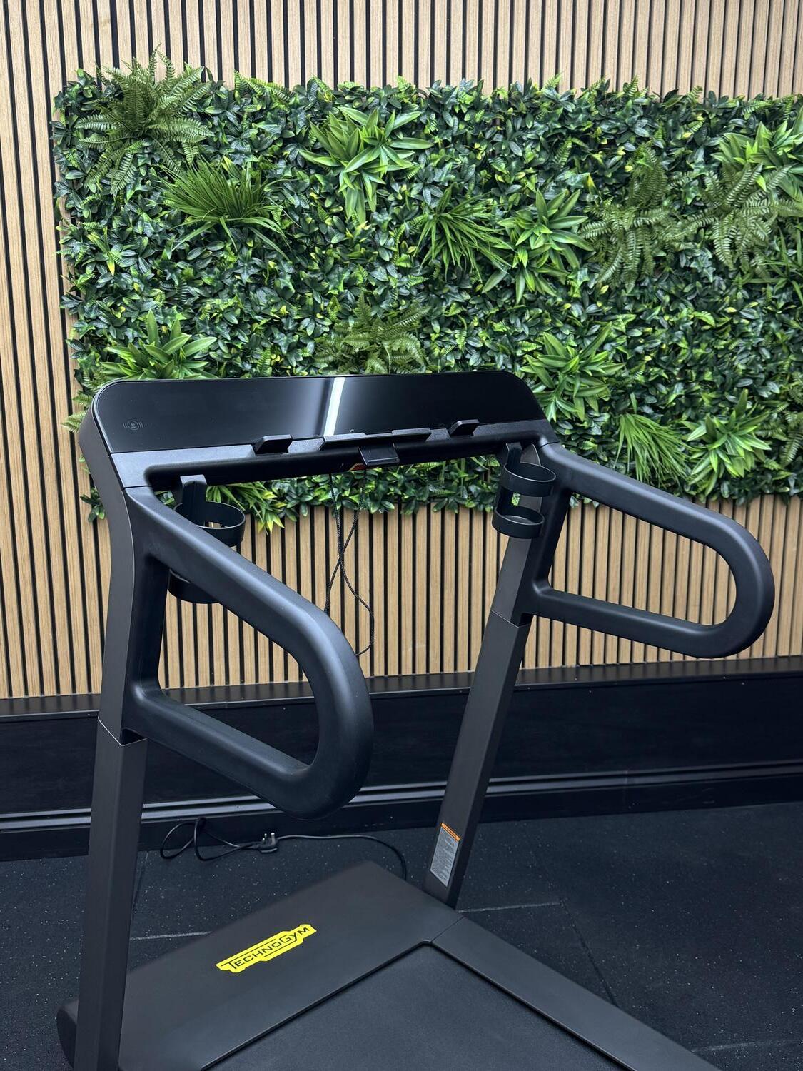 Technogym MYRUN (DCKNCVDN) Cosmo Black - Image 5