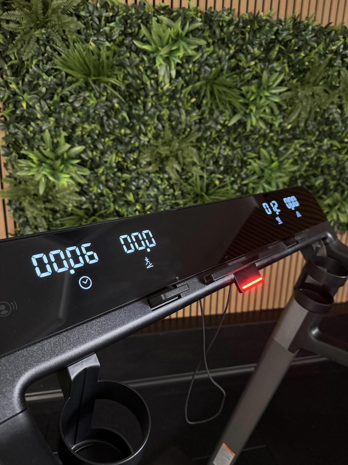 Technogym MYRUN (DCKNCVDN) Cosmo Black - Image 8