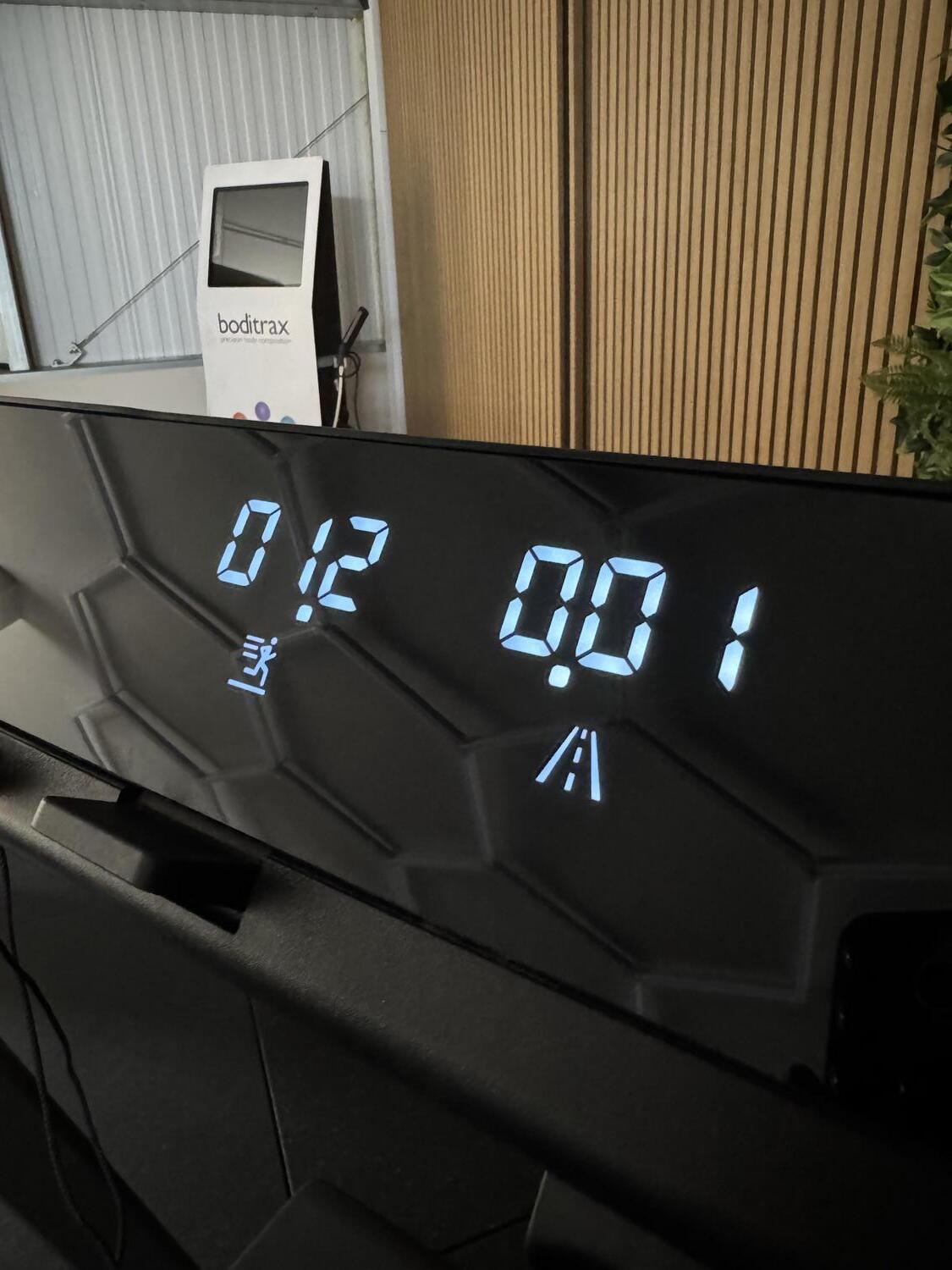 Technogym MYRUN (DCKNCVDN) Cosmo Black - Image 6