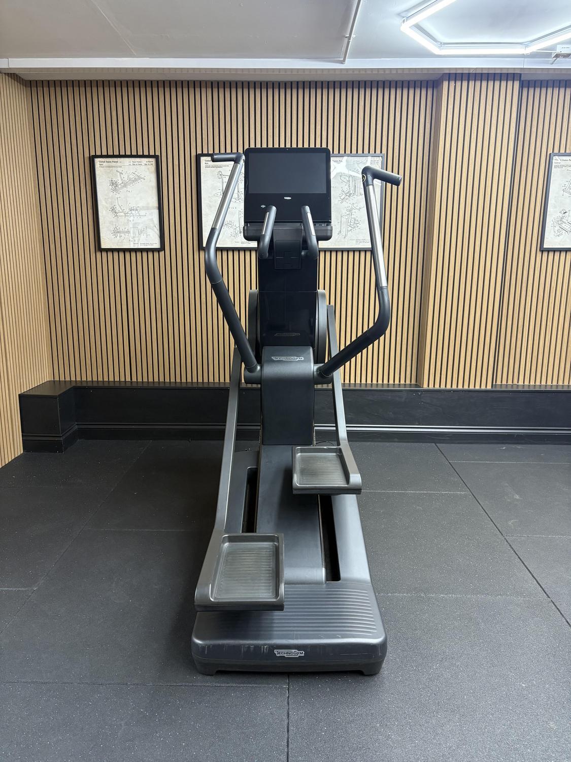 Technogym Artis Synchro Unity 3 (DB503U) Black - Image 6