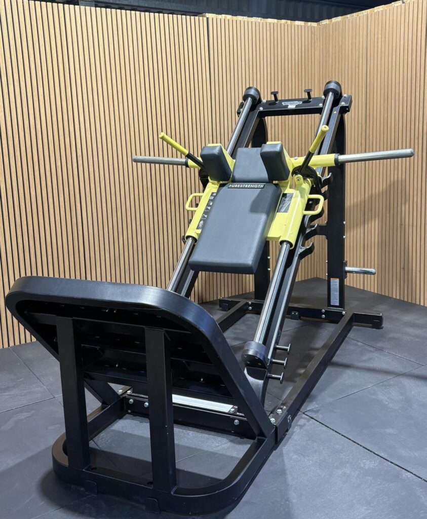 Technogym PURE STRENGTH Hack Squat (MG8500) Black/Yellow