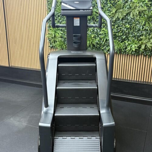 Technogym Artis Climb LIVE (DBE03Q) Black