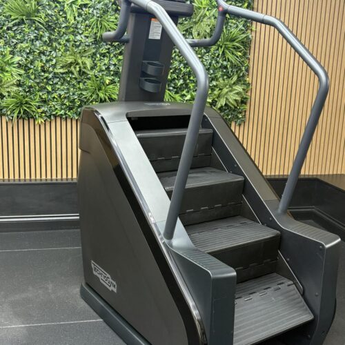 Technogym Artis Climb LIVE (DBE03Q) Black