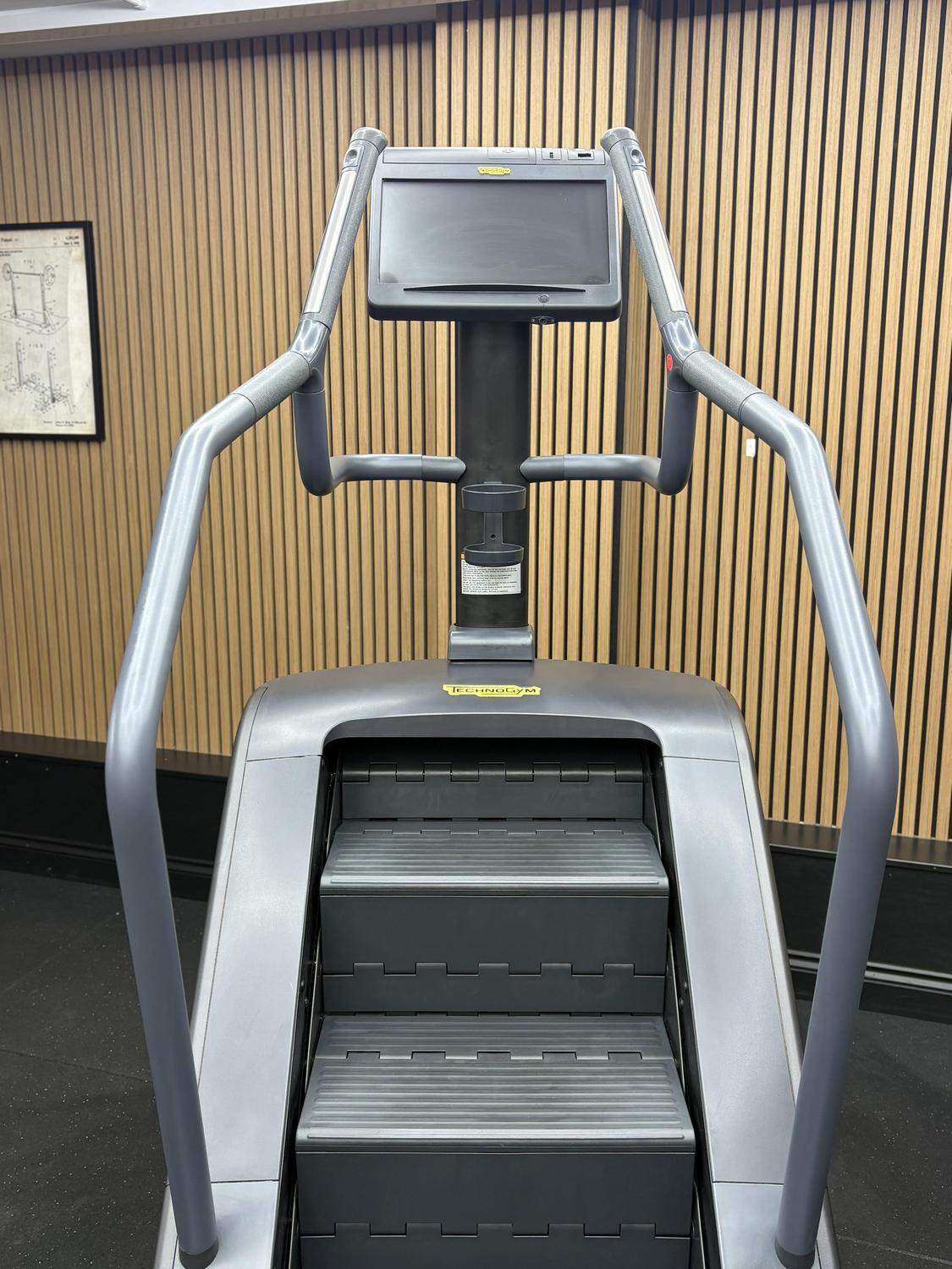 Technogym Excite (DEE83U) CLIMB EXCITE 1000 P Unity 3 Cosmo - Image 5