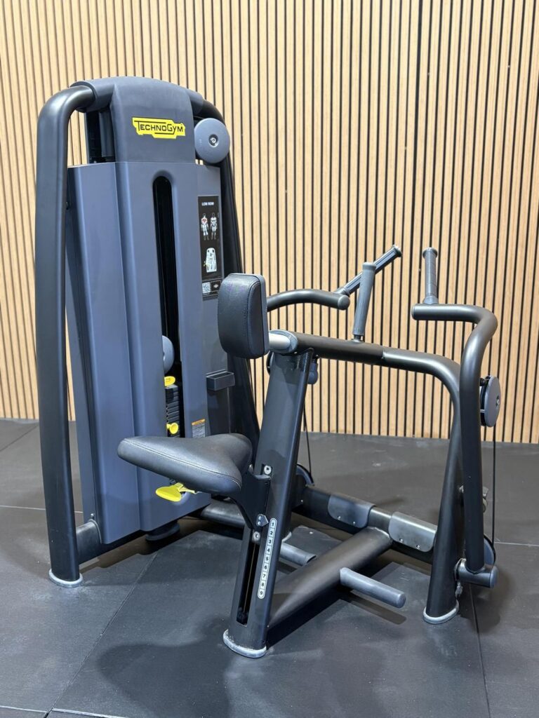 Technogym Selection Pro Low Row (ML80) Anthracite Black