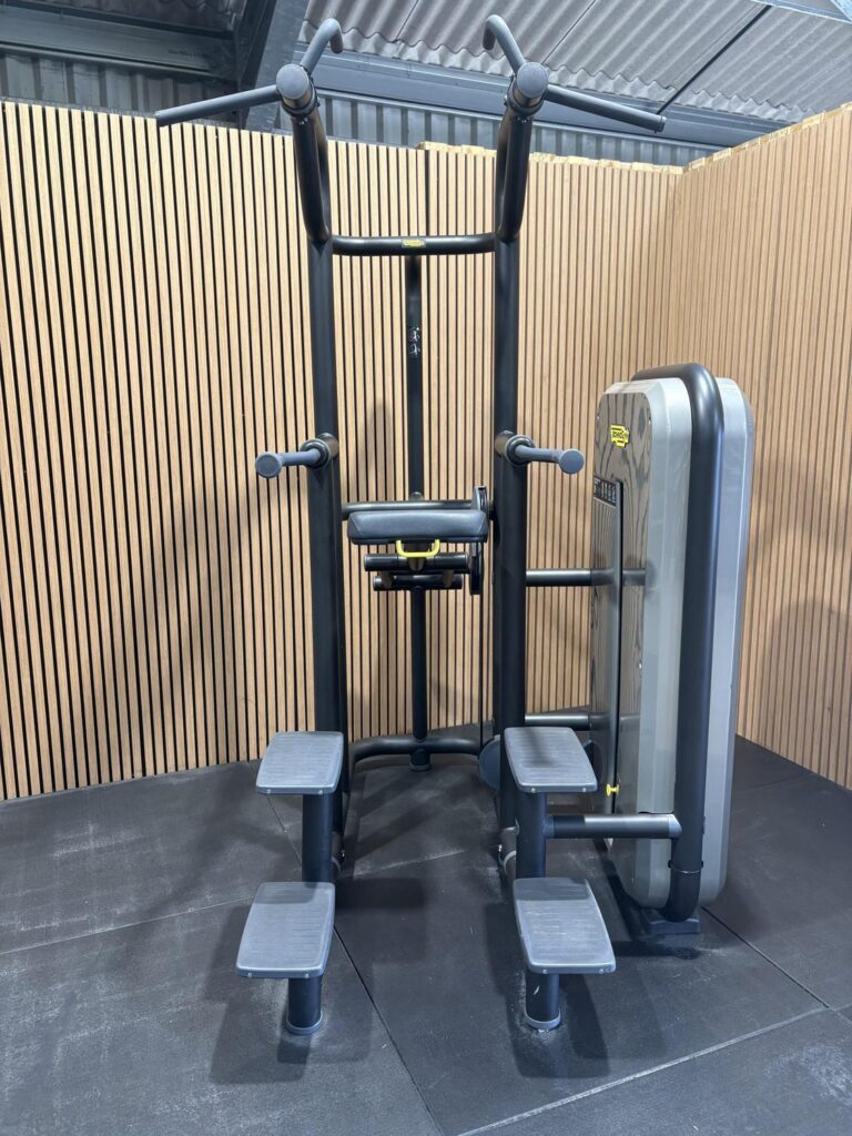 Technogym Element + Kneeling Easy Chin Dip (MB91) Black Grey