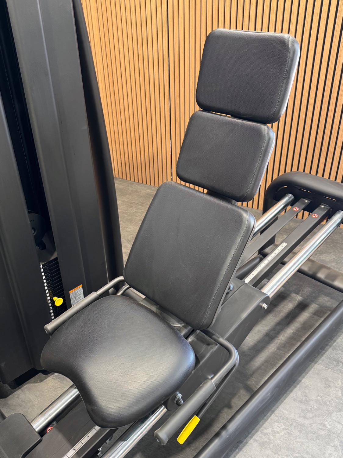 Technogym Selection 900 Leg Press (MNAP) Meteor Black - Image 2