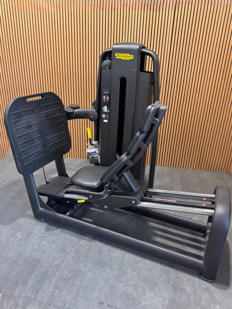Technogym Selection 900 Leg Press (MNAP) Meteor Black