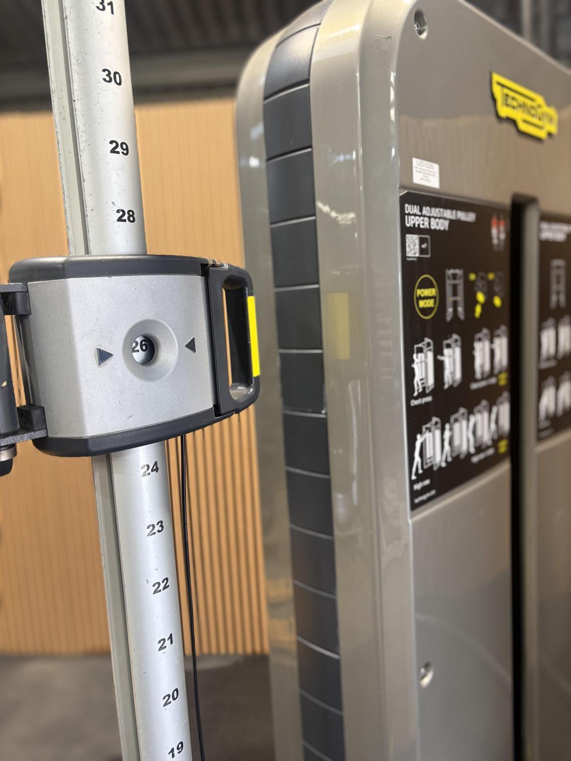 Technogym Element+ Dual Adjustable Pulley (MB43) Silver Flint Grey - Image 3