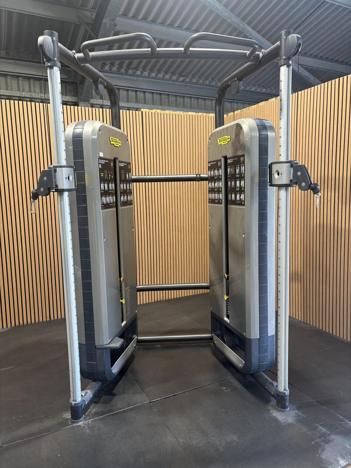 Technogym Element+ Dual Adjustable Pulley (MB43) Silver Flint Grey