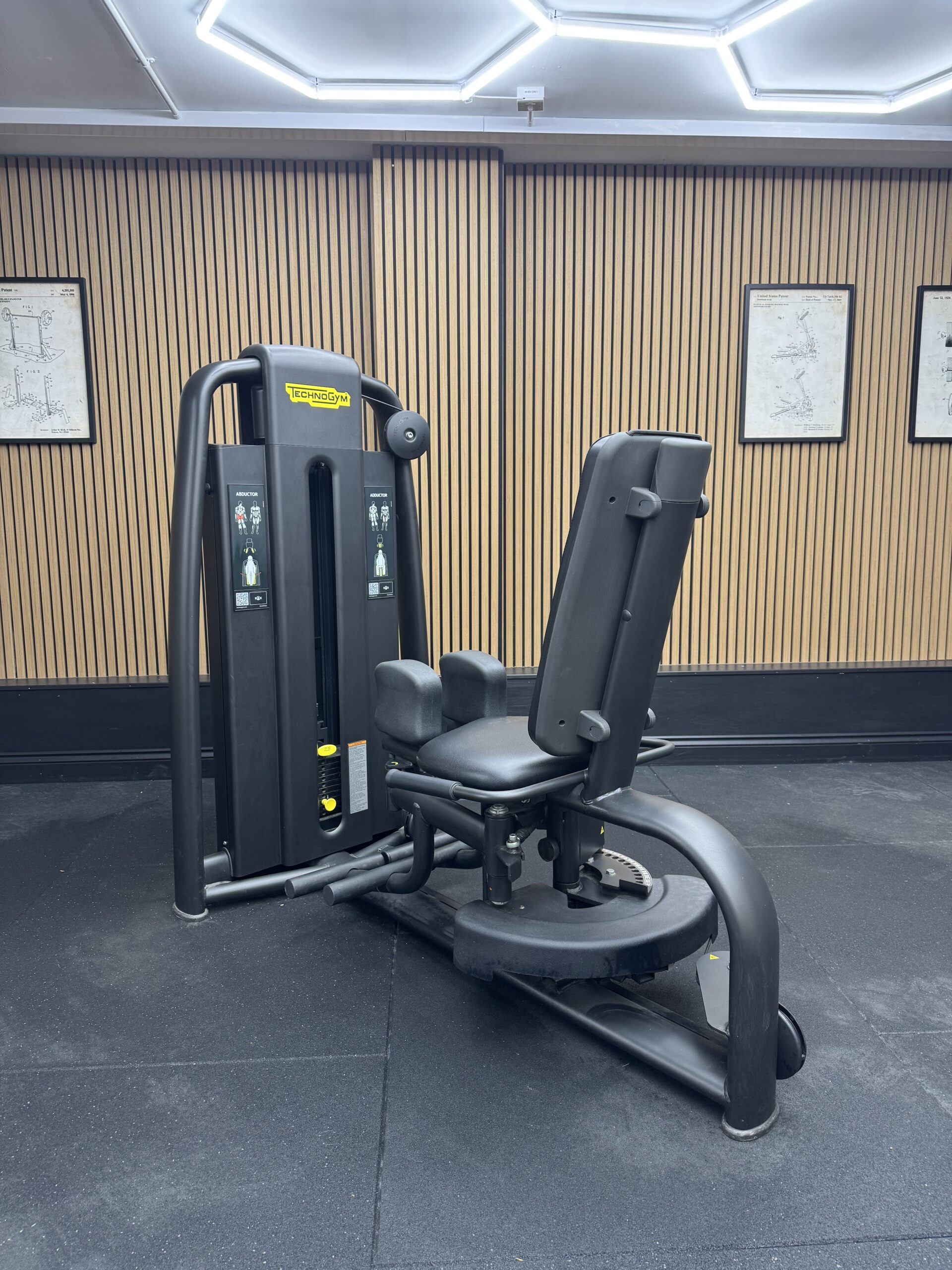 Technogym Selection 700 Dual Abductor/Adductor (MNOC) Meteor Black - Image 4