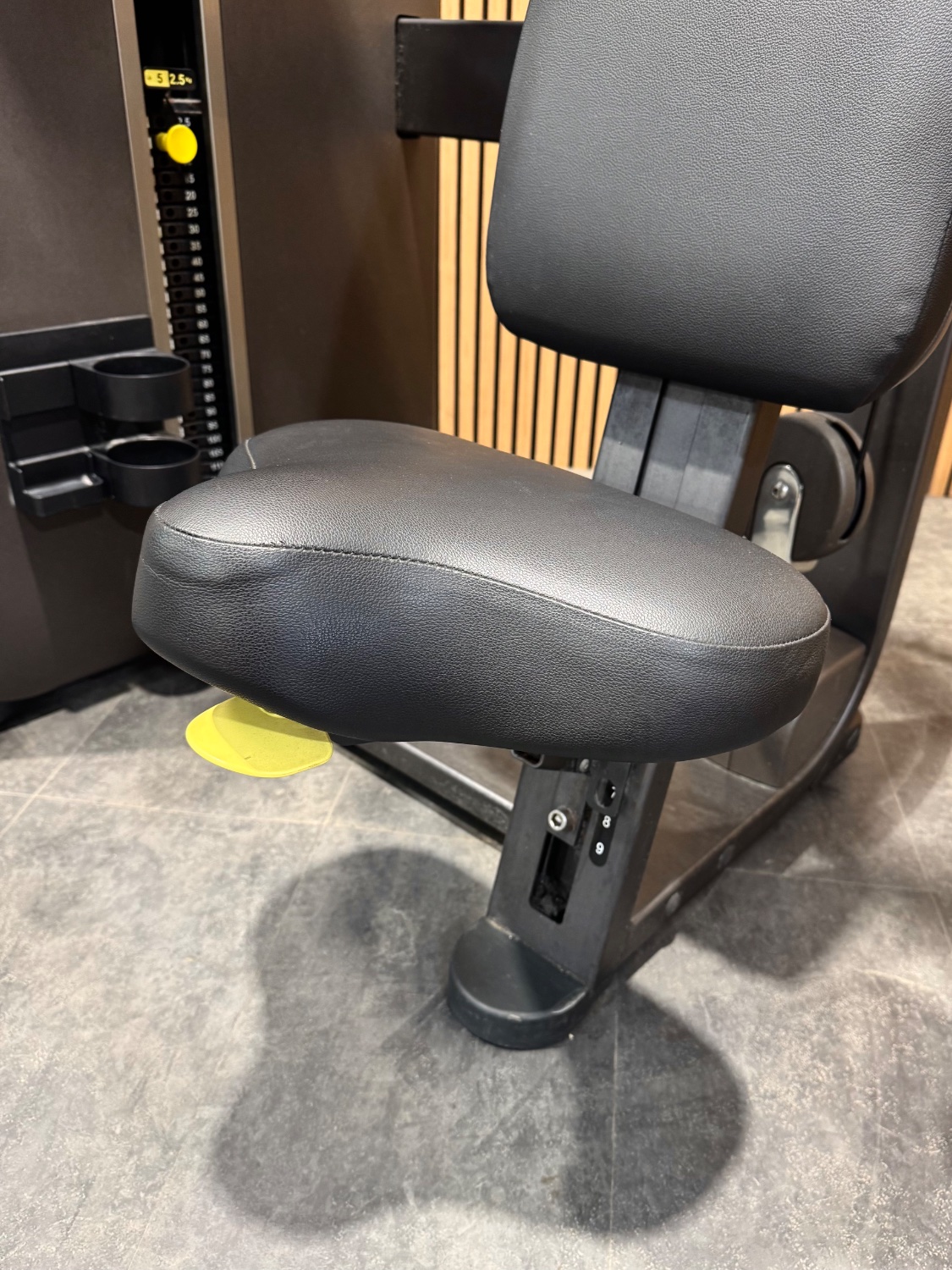 Technogym Artis Chest Press (MK70) Carbon Grey - Image 4